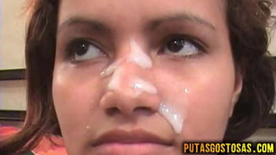 Tinka reçoit du sperme sur son visage après une sodomie